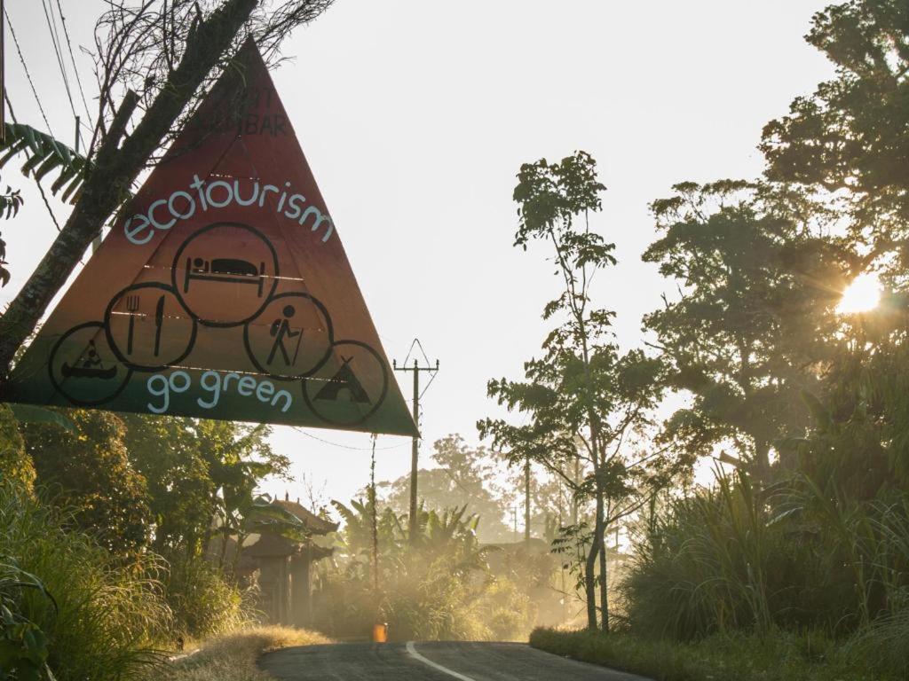 מלון Gitgit Bukit Kembar Ecotourism מראה חיצוני תמונה