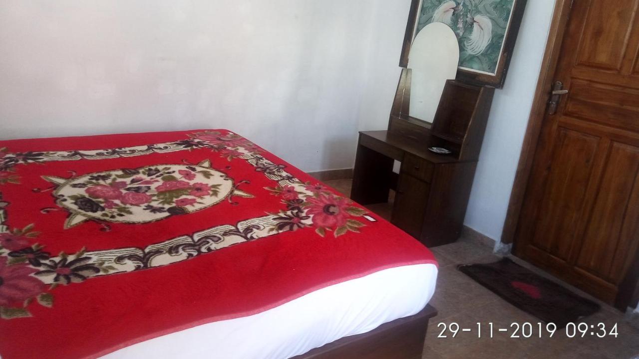 מלון Gitgit Bukit Kembar Ecotourism חדר תמונה